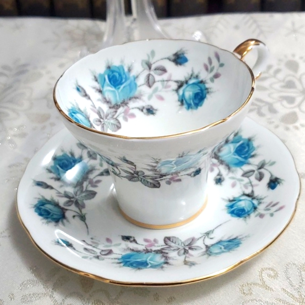 Vintage Aynsley Teacup & Saucer Blue Roses Corset Style